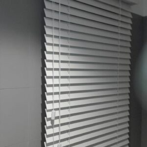 Venetian blinds